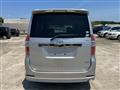 2007 Toyota Noah