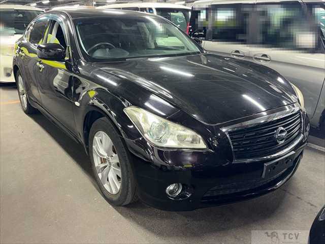 2013 Nissan Fuga