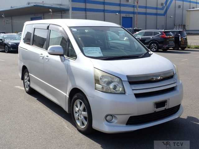 2009 Toyota Noah
