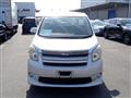 2009 Toyota Noah