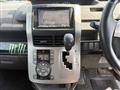 2007 Toyota Voxy
