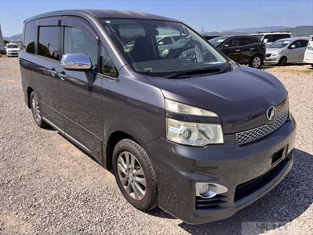 2012 Toyota Voxy