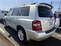 2004 Toyota Kluger L