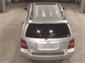 2004 Toyota Kluger L
