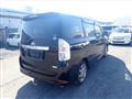 2009 Toyota Voxy