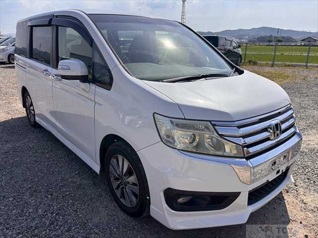 2013 Honda Step WGN