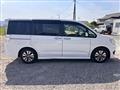 2013 Honda Step WGN