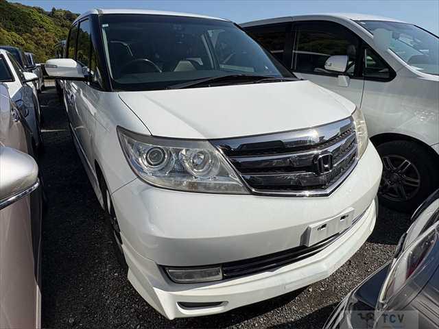2014 Honda Elysion