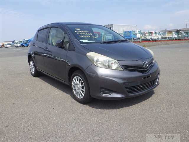 2011 Toyota Vitz