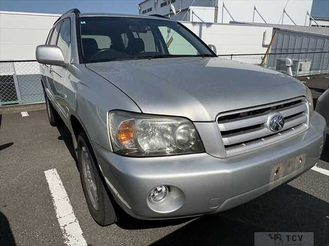 2004 Toyota Kluger L