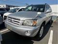 2004 Toyota Kluger L