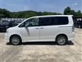 2010 Toyota Voxy