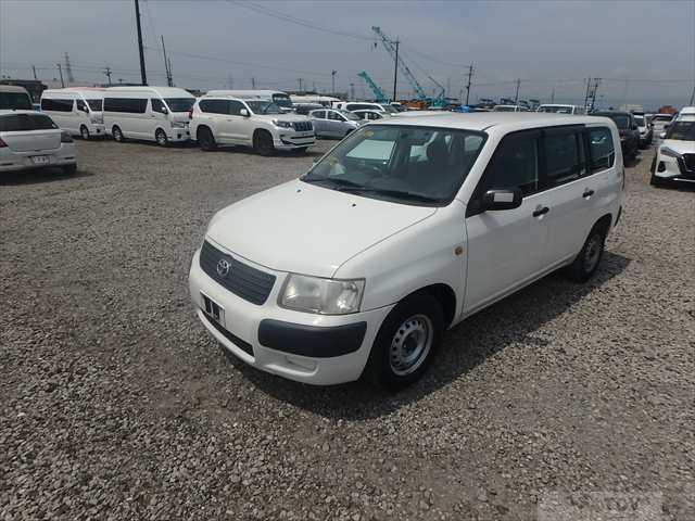 2011 Toyota Succeed Van