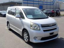 2009 Toyota Noah