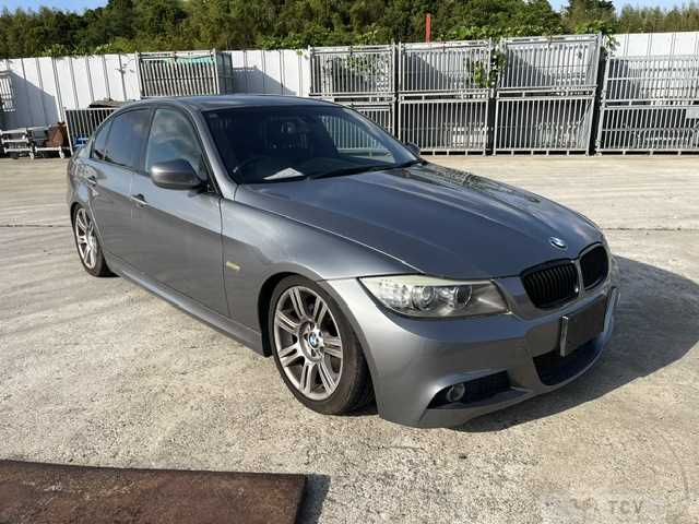 2011 BMW 3 Series