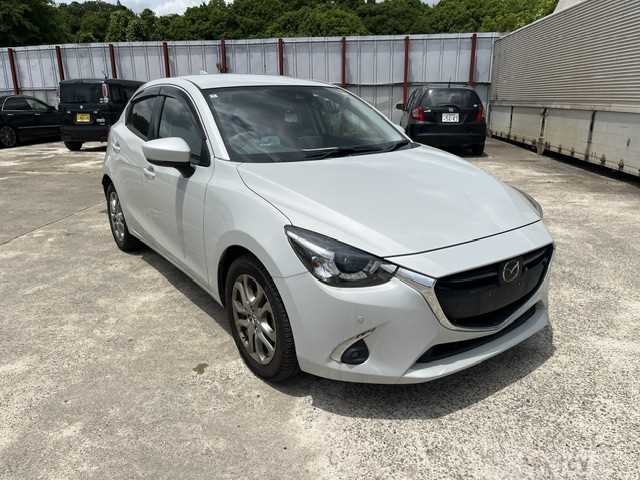 2018 Mazda Demio