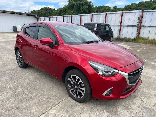 2018 Mazda Demio