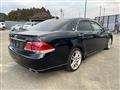 2013 Toyota Crown