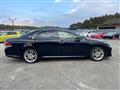 2013 Toyota Crown