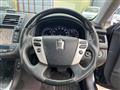 2013 Toyota Crown