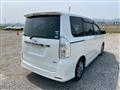 2013 Toyota Voxy