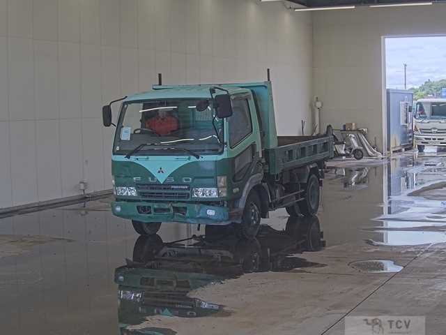 2003 Mitsubishi Fighter