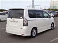 2007 Toyota Voxy