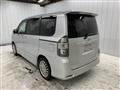 2007 Toyota Voxy