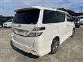 2011 Toyota Vellfire