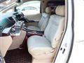 2012 Toyota Alphard