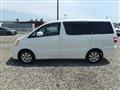 2005 Toyota Alphard