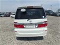 2005 Toyota Alphard