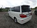 2005 Toyota Alphard