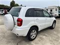 2003 Toyota RAV4