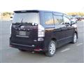 2011 Toyota Voxy