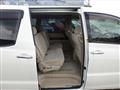 2005 Toyota Alphard