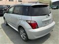 2005 Toyota IST