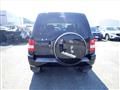 2006 Mitsubishi Pajero iO