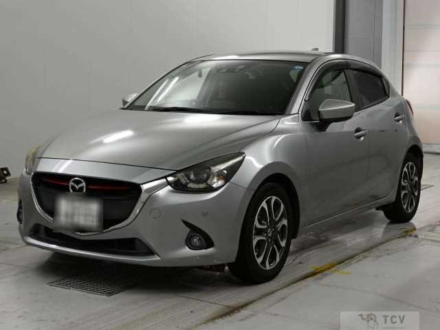 2016 Mazda Demio
