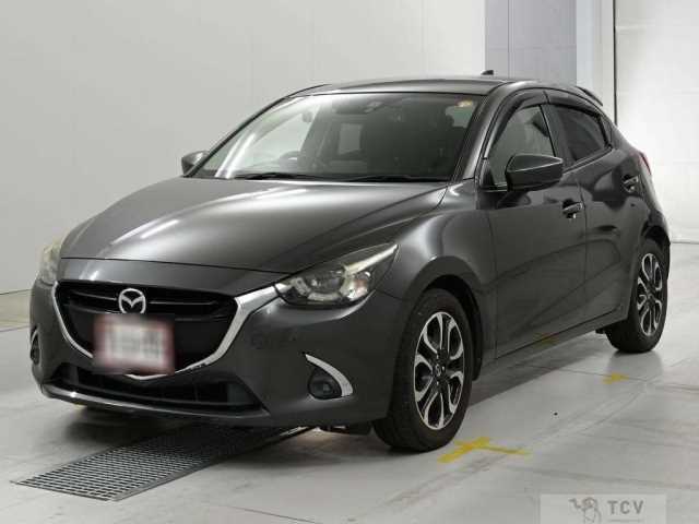 2017 Mazda Demio