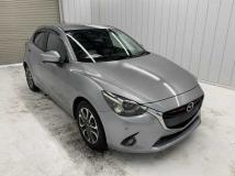 2016 Mazda Demio