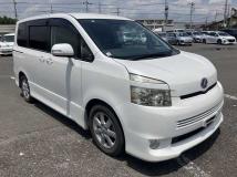2010 Toyota Voxy