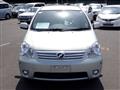 2009 Toyota Raum
