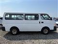 2007 Nissan Caravan Coach