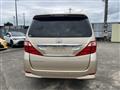 2010 Toyota Alphard
