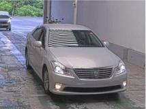 2012 Toyota Crown