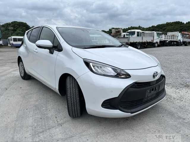 2022 Toyota AQUA