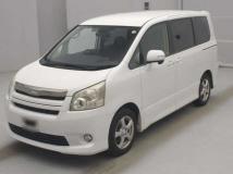 2010 Toyota Noah