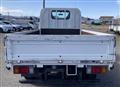 2005 Isuzu Elf