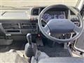 2005 Isuzu Elf